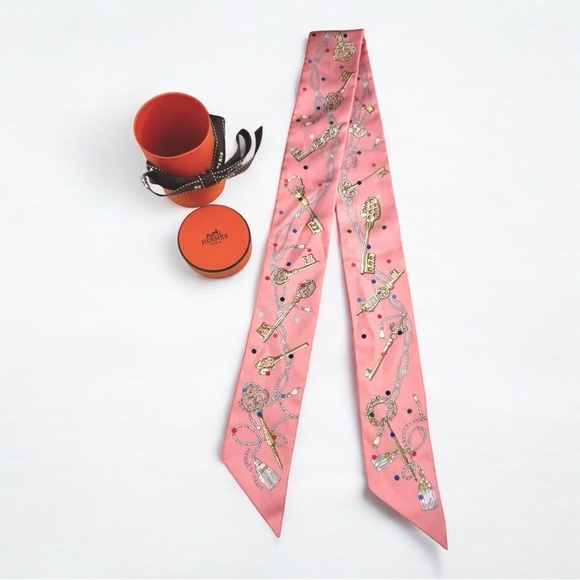 New Hermes Twilly Scarf Les Cles a Pois Rose Beige Multicolor 100% Silk - Picture 7 of 16